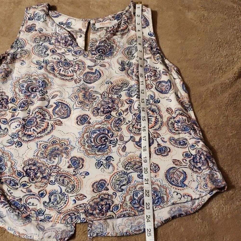 REENE C tank . Medium - Picture 4 of 6